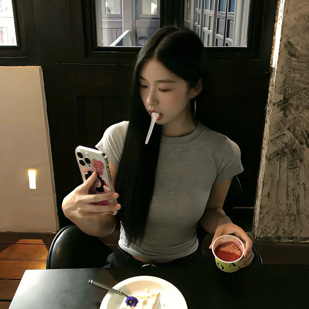 明天，我会成为谁的女友